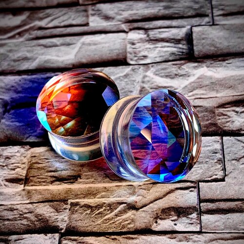 Dynamique Pair of Faceted Glass Cut Double Flared Plugs Dynamique Pair of Faceted Glass Cut Double Flared Plugs