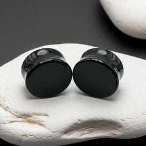 Obsidian Stone Plugs – Pair Double Flare Gauges for Stretched Ears – Sizes 2G to 1&quot; (6mm–25mm)