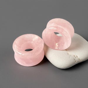 Heart Shaped Rose Quartz Ear Plug/Tunnel - Natural Stone - 6mm To 16mm