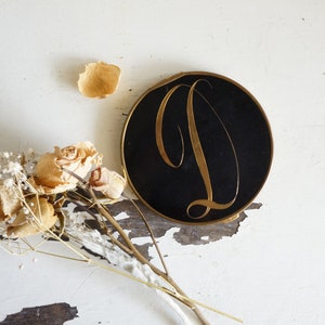 1940s/1950s D initial black and gold compact | vintage 1940s makeup compact | 40s engraved makeup mirror compact Rex Fifth Aveune