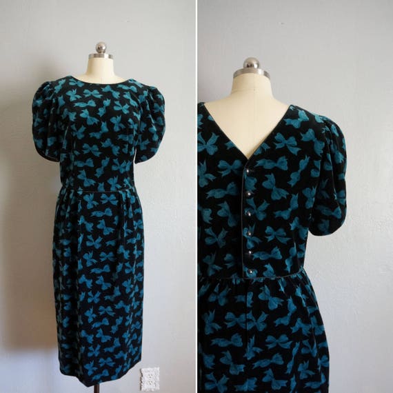 1980s Arc de Vacances velvet dress | vintage 80s v