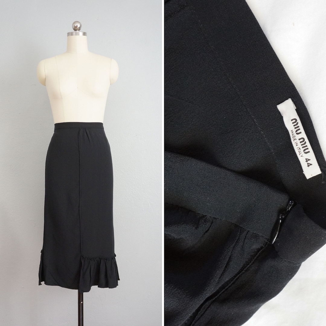 Vintage Miu Miu black silk skirt | vintage Miu Miu silk ruffle skirt | Miu Miu Y2K black silk ruffle pleated skirt | Y2K Miu Miu skirtEtsy が展開する地域: