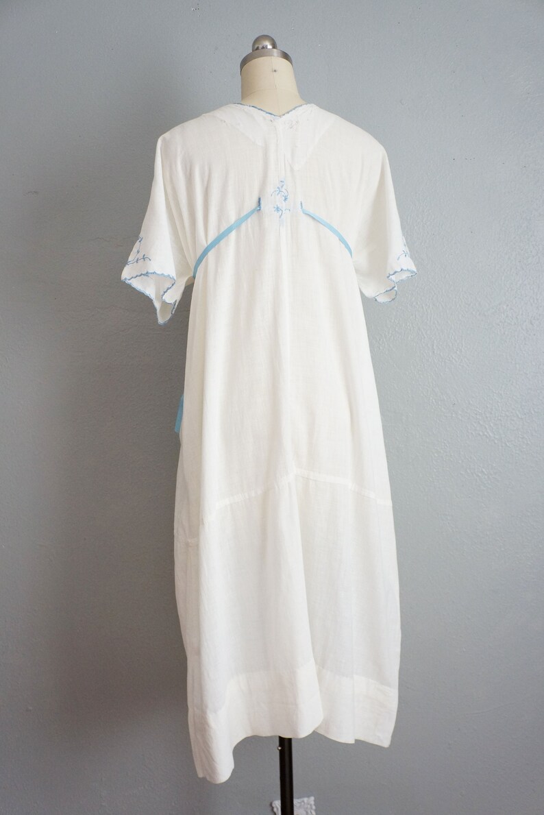 Edwardian Fluttering Vines cotton dress vintage 1910s embroidered cotton nightgown 1910s white and blue cotton dress image 6