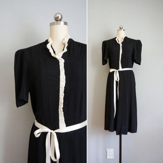 1940s Hold With Your Heart rayon dress | vintage 4