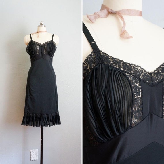 1950s/1960s Drea black slip | vintage 50s black ro