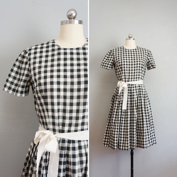 1950s In The Country plaid cotton day dress | vintage 50s plaid dress | vintage 50s full skirt dress | 50s vintage fit and flare dress