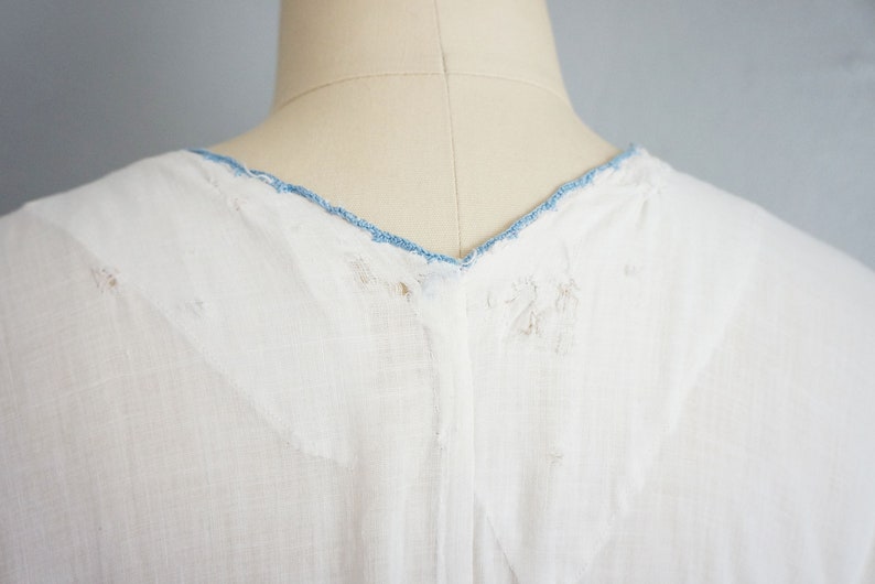 Edwardian Fluttering Vines cotton dress vintage 1910s embroidered cotton nightgown 1910s white and blue cotton dress image 7