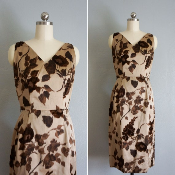 1950s Winter Foliage wiggle dress | vintage 50s b… - image 1