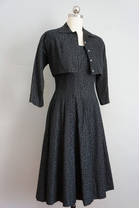 1950s Twirling at Midnight black lace dress | vin… - image 4