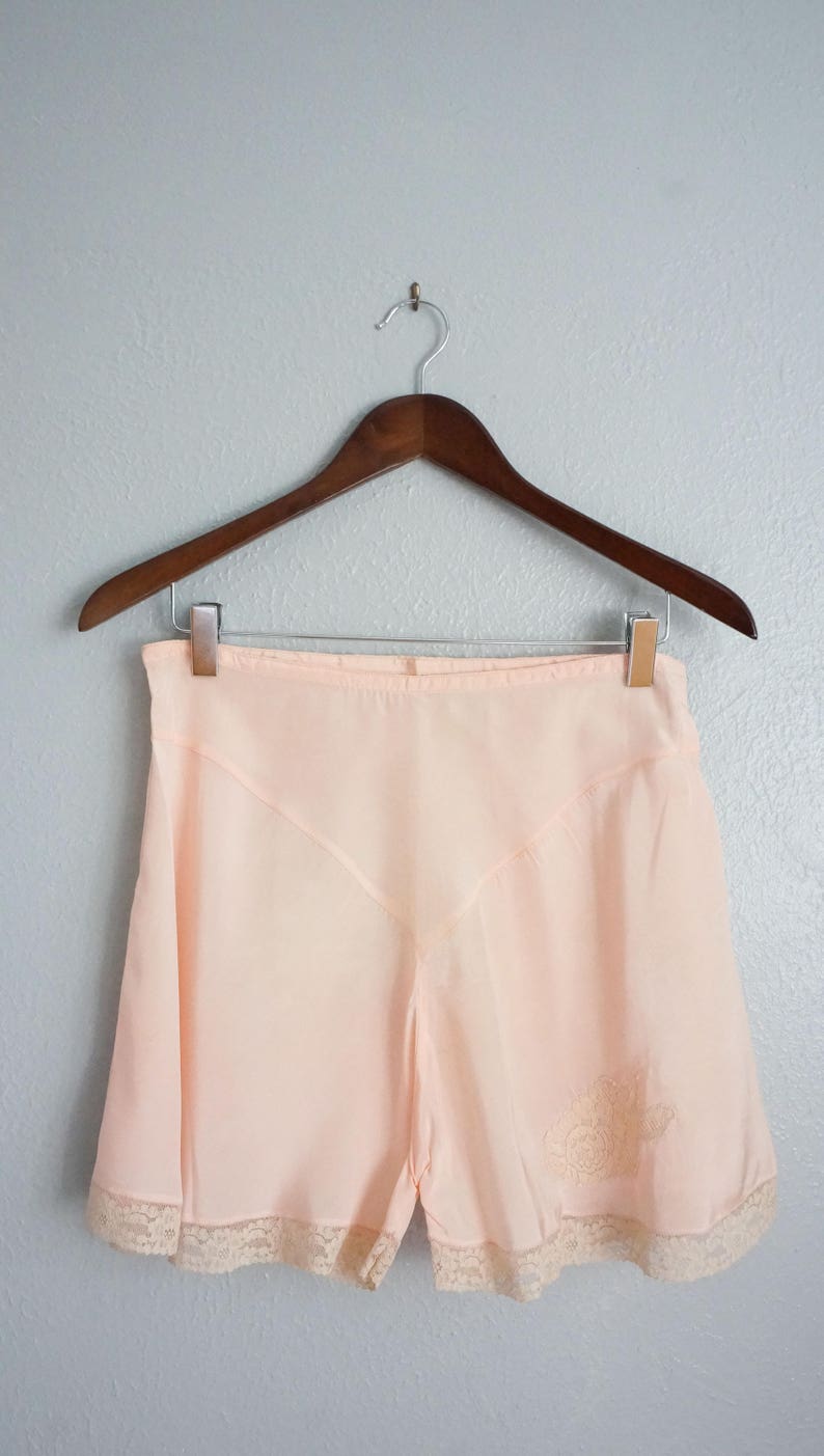 1940s Mon Doux Amour pink tap shorts vinage 40s tap shorts Etsy