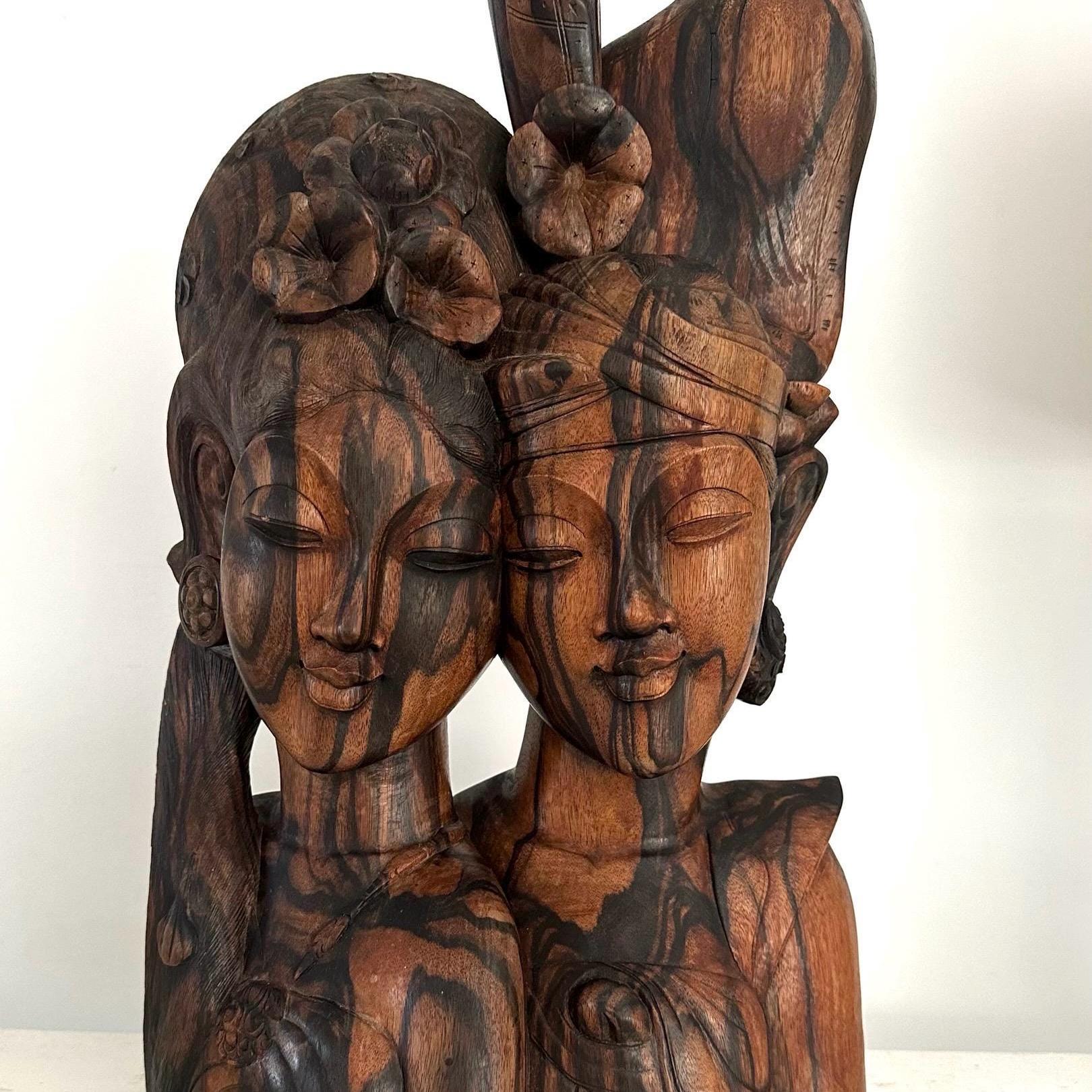 Indonesisch Balinees houtsnijwerk, verzamelhoutsnijwerk met de hand gesneden Hindoe Indonesië beeldje robuust standbeeld, shinta- en ramayana-hindoestandbeeld
