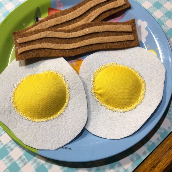 Felt eggs and Bacon/ Set of four items/sunny side up eggs n Two bacon strips/ kids play breakfast/ play kitchen/ ready  to ship