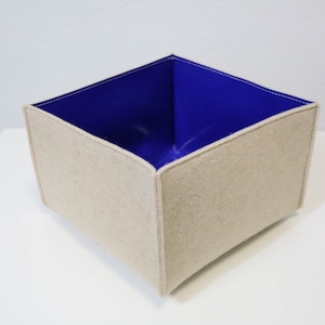 Vilten mand van wolvilt versterkt met zeildoek, opbergruimte, vilten doos, vilten gebruiksvoorwerp, vilten mand, sleutelmand, cadeau op maat