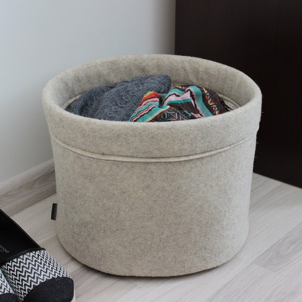 Round Storage basket made from high quality wool felt.
