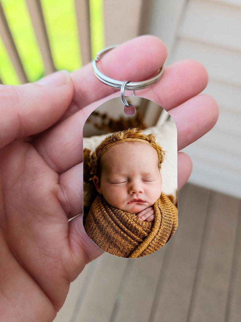 Dubbelsidig fotonyckelring, personlig bildnyckelring, personliga presenter till henne, mors dag-present från barn, mors dag-present till mormor bild 3