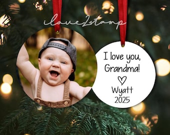 Gepersonaliseerde oma ornament, eerste keer oma cadeau, nieuw oma cadeau van baby, ik hou van je oma, kerstcadeau voor schoonmoeder