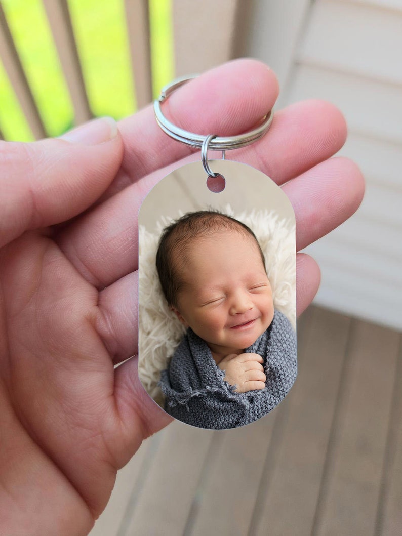 Dubbelsidig fotonyckelring, personlig bildnyckelring, personliga presenter till henne, mors dag-present från barn, mors dag-present till mormor bild 2