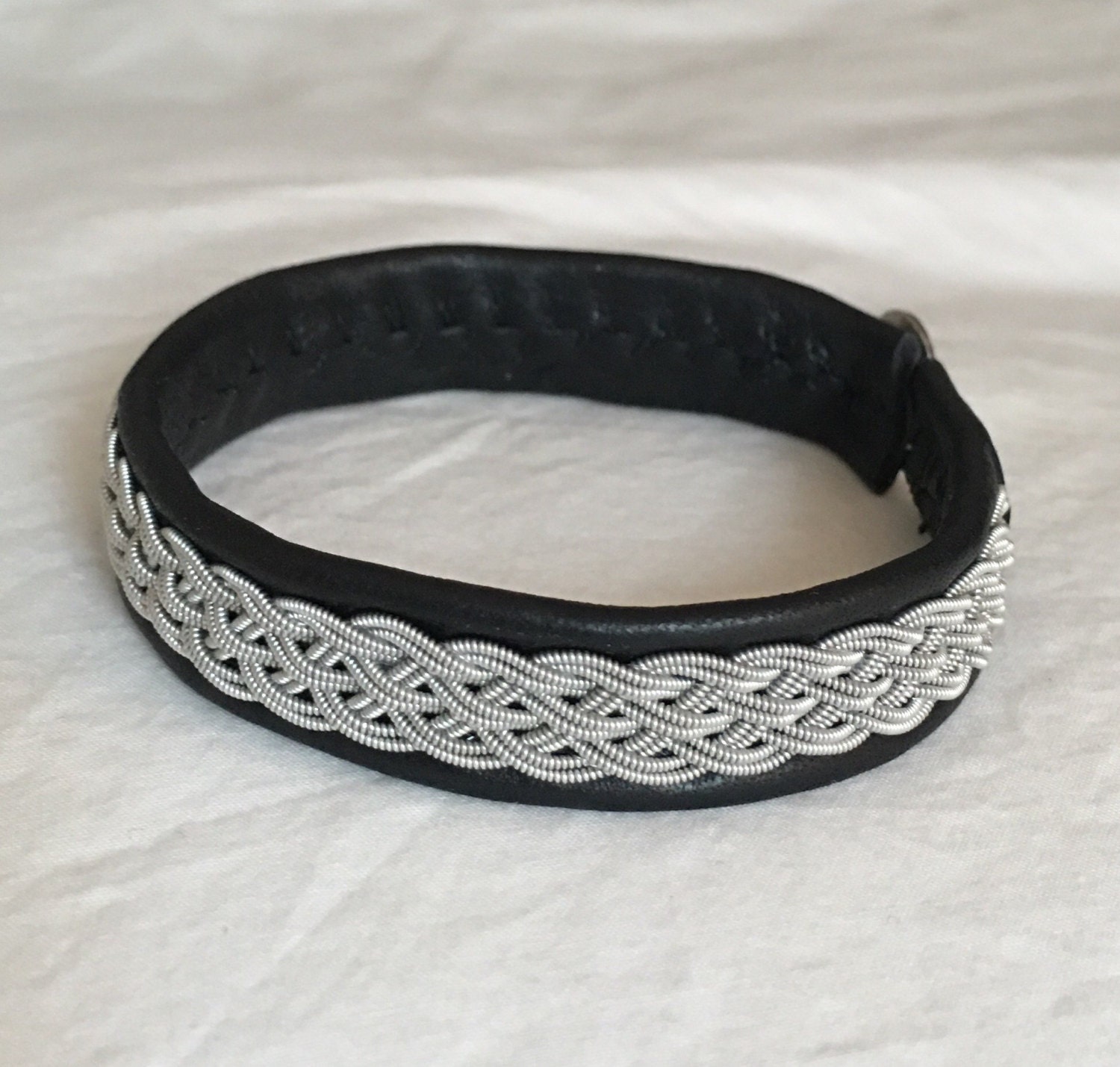 MARUN - Nordic Sami inspired unisex bracelet of reindeer leather and pewter thread with 4% silver