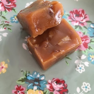 1 lb Creamy Soft Caramels with Nuts