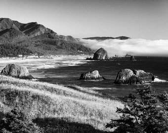 B&W Cannon Beach Photo, Ecola State Park Coast Print, Black and White Pacific Northwest Wall Art, Cannon Beach Oregon Coast Photography