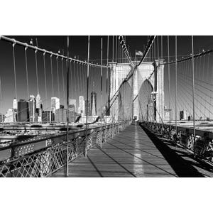 B&W New York Print, Black and White Brooklyn Bridge Skyline, NYC Skyline Photo, One World Trade Center Wall Art, New York City Photography
