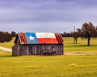 Texas Flag Barn Photo Print, Stephenville Texas Wall Art, Rustic Texas Photography, Texas Barn Wall Art, Farmhouse Decor, Rural Photography