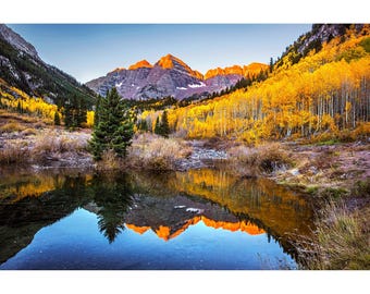 Aspen Photography, Maroon Bells Autumn Morning View, Colorado Fall Foliage Decor, Colorado Photo Wall Art, Classic Aspen Print