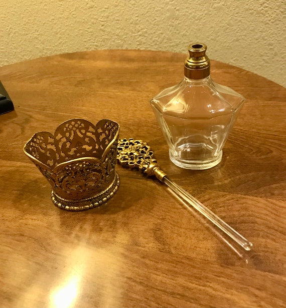 Beautiful Vintage Gold Filigree Perfume Bottle wi… - image 9