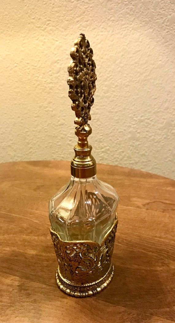 Beautiful Vintage Gold Filigree Perfume Bottle wi… - image 4