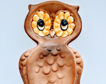 Vintage Kitsch Owl Wall Hanging