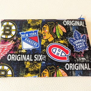 Étui à crayons à fermeture éclair en tissu Original Six Hockey // Cadeau de léquipe de hockey image 1