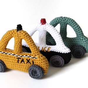 Crochet pattern car, police car and taxi - DUTCH & ENGLISH