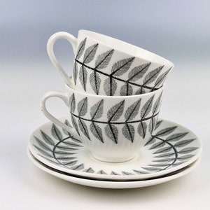 Vintage Gustavsberg Maxim coffee cups and saucers by Bibi Breger, Stig Lindberg