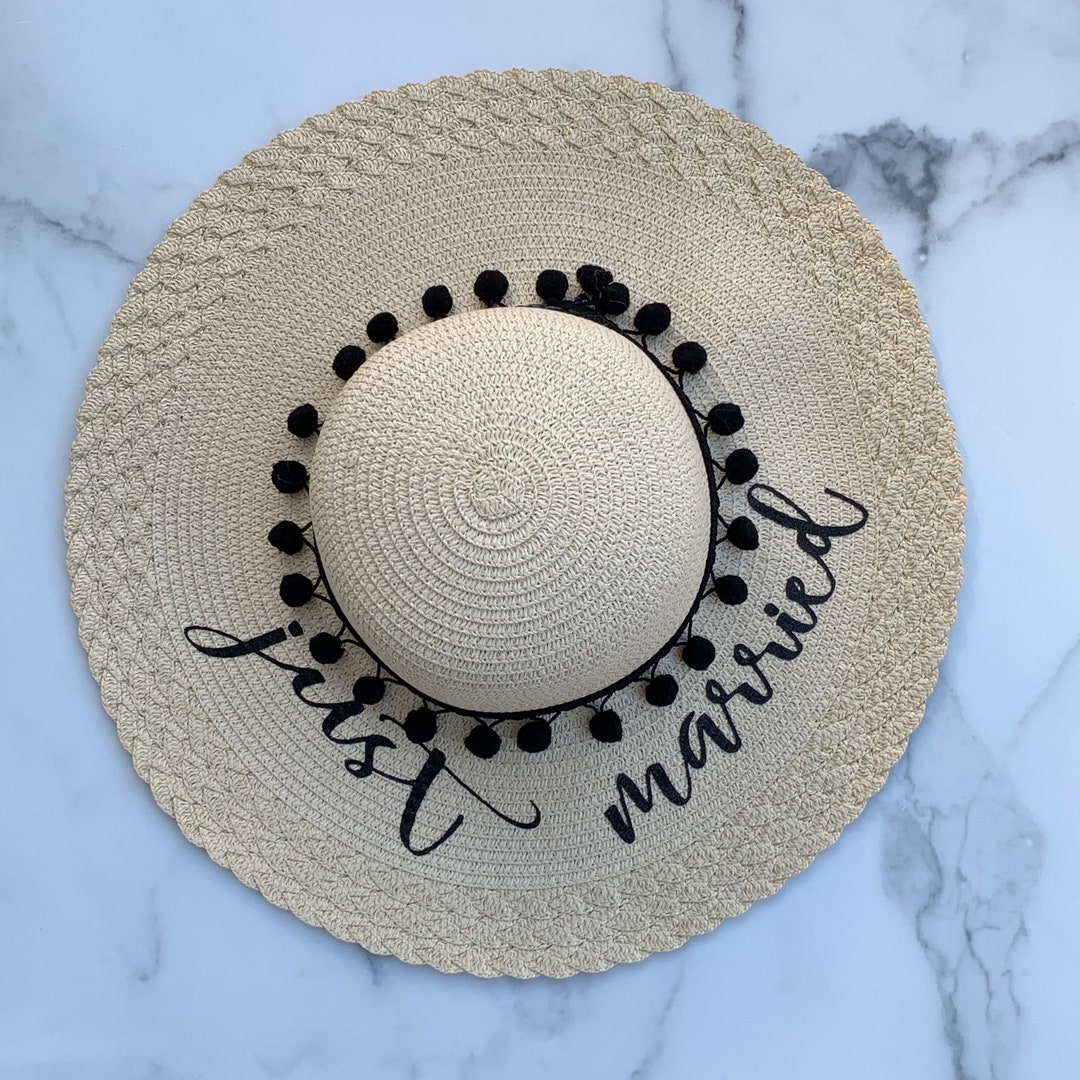 ?Wedding Gift? ‘Just Married\' Straw Floppy ?Hat Just Married Floppy Beach Hat, Personalized Straw Hat, Sun  main image 3
