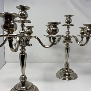 Candelabro de 5 brazos de plata chapada en Hollywood Regency - Par