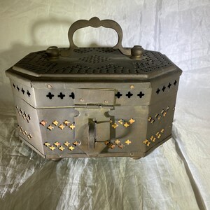 Vintage Brass Cricket Box - Etsy