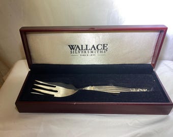 Wallace Silversmiths Since 1835 Serving Fork in Original Wooden