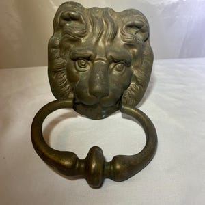 ヴィンテージ真鍮製ライオンヘッドドアノッカー