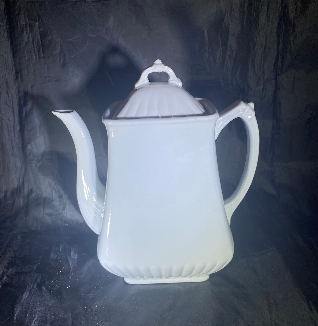 English Ironstone Tea Pot - Etsy
