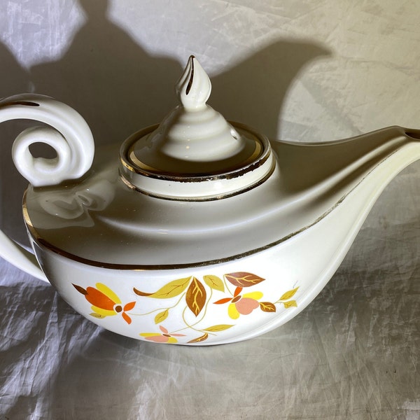 Hall's Autumn Leaf Aladdin Teapot