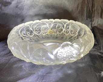 Fenton Water Lily Crystal Velvet 9" Bowl