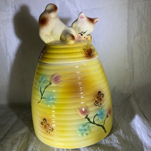 Kitten on a Beehive Cookie Jar - c. 1950s