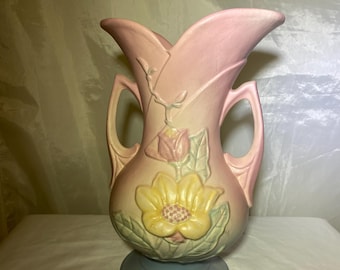 Vase magnolia en poterie de Hull - v. Années 40