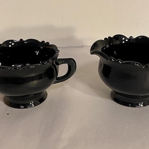 L.E. Smith Amethyst Creamer and Double Handle Sugar Bowl - &quot;Mount Pleasant&quot;