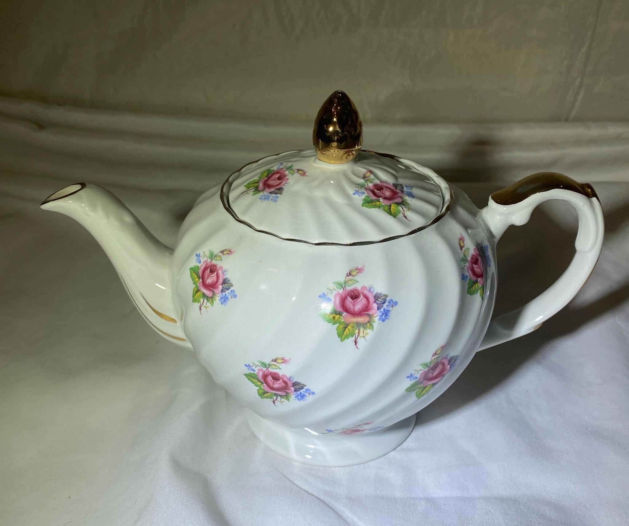 イングランド製　ヴィンテージ オクトゴナル　ティーセット　まとめ売り Sadler porcelain - Etsy 日本