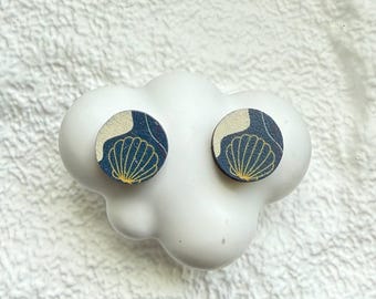 boucles d'oreilles puces