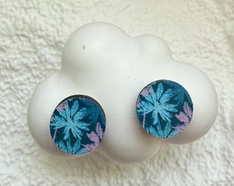 boucles d'oreilles puces