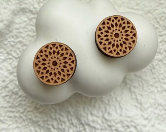 boucles d'oreilles puces