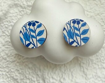 boucles d'oreilles puces