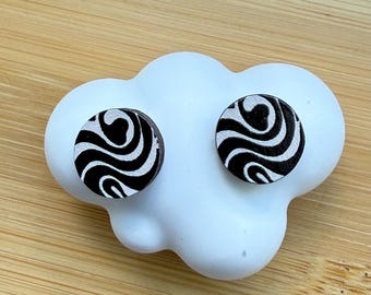 boucles d'oreilles puces